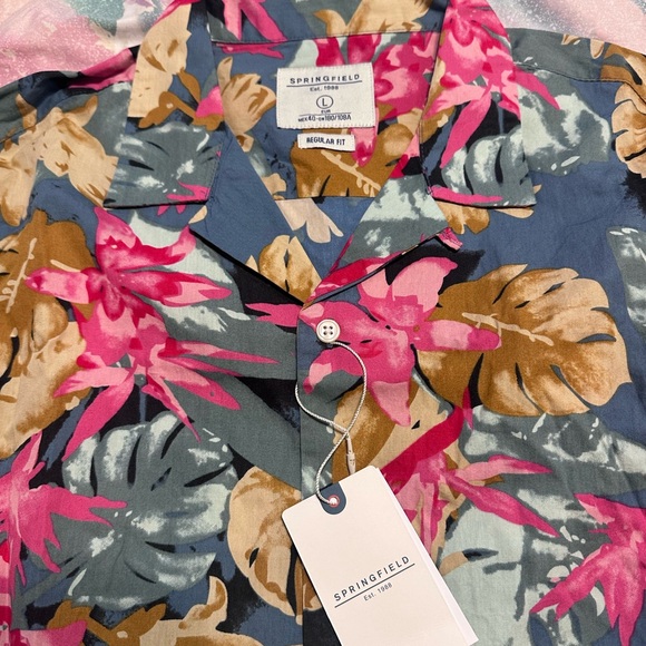 NWT Springfield Camp Shirt - Picture 2 of 5